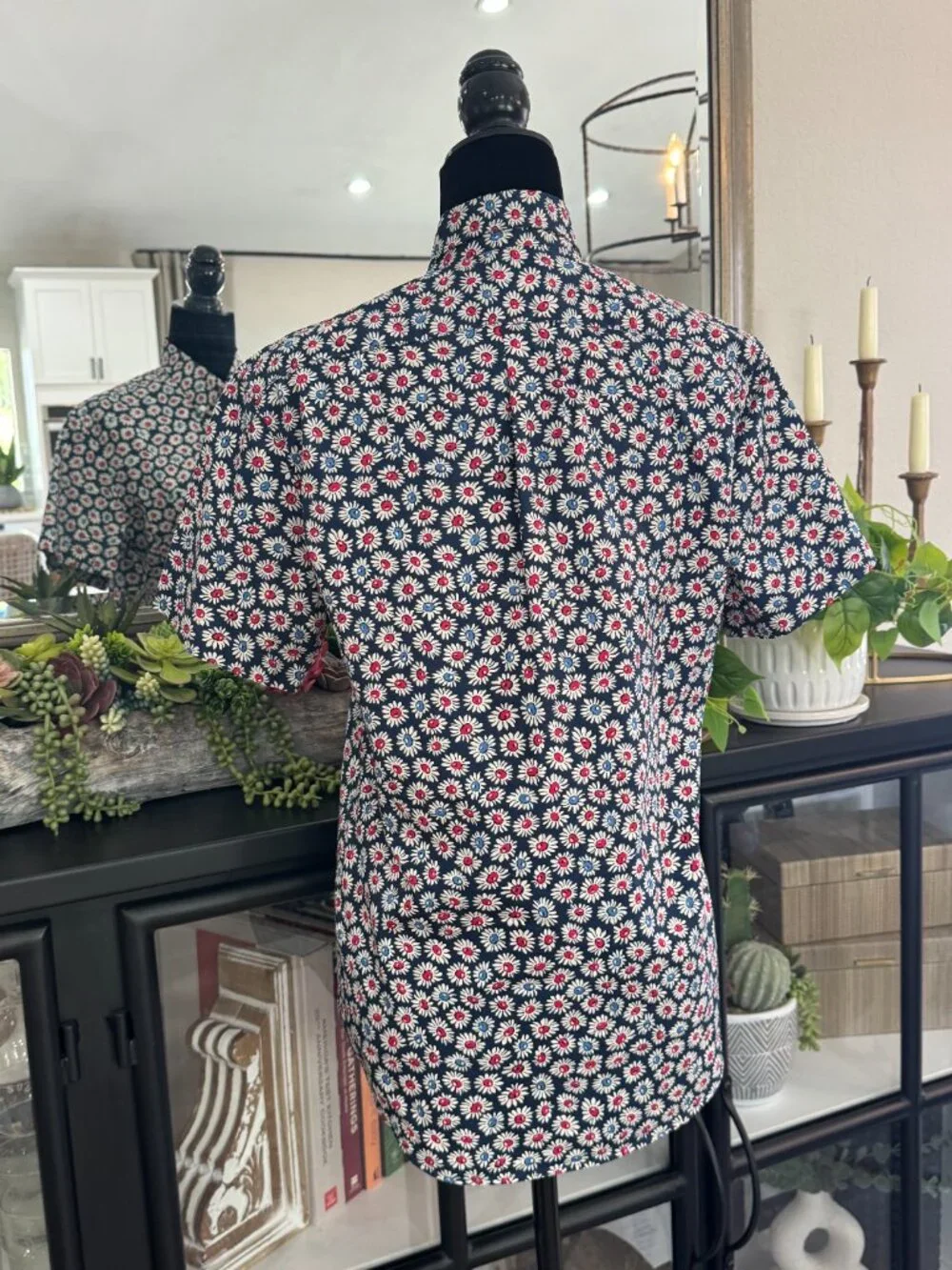 Men's J.Crew 100% Cotton Slim Fit Floral Printed Short Sleeve Shirt - Size S